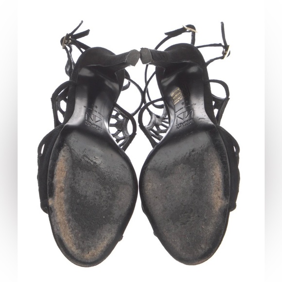 Tamara Mellon black suede laser cut mesh heeled sandals size 38 - Picture 4 of 11